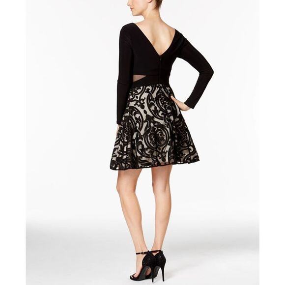 XSCAPE Blue Lurex V-Neck Fit and Flare Mesh Inset Dress Size 6 - Picture 6 of 8